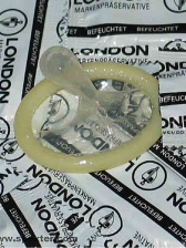 LONDON Q600 feucht Kondome 500 Stück 