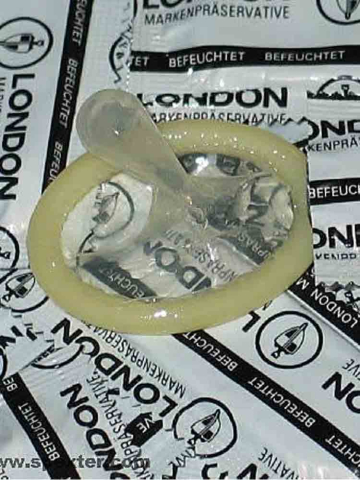 LONDON Q600 feucht Kondome 100 Stück 