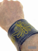 Leder-Armband mit Stickerei  GELB 